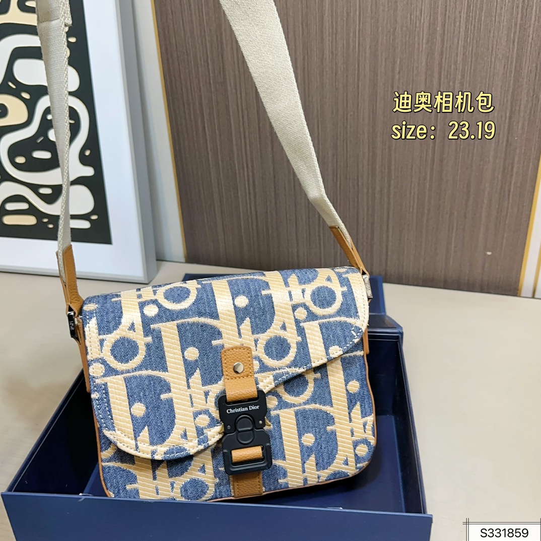 Dior 160 LA 23 19 Bag