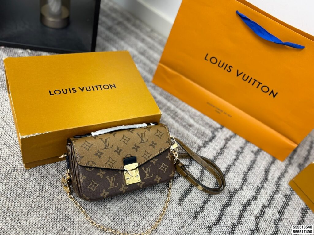 Designer P155p145 Bag editorial product context 3