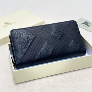 Burberry P95 X10 Clutch