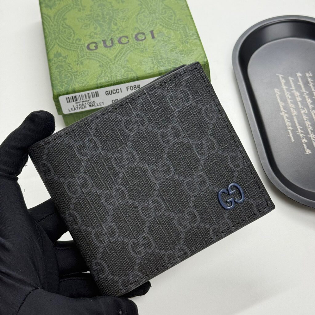 Gucci F08 Guccl Black Bag editorial product context 2