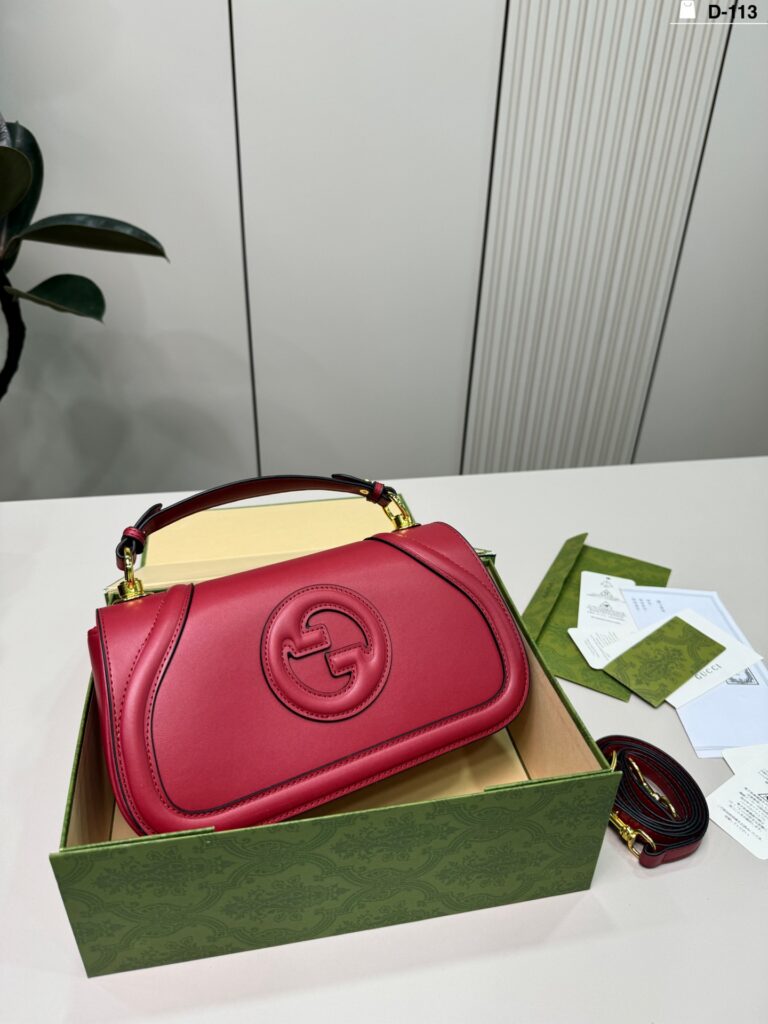 Gucci Blondie Handbag editorial product context 2