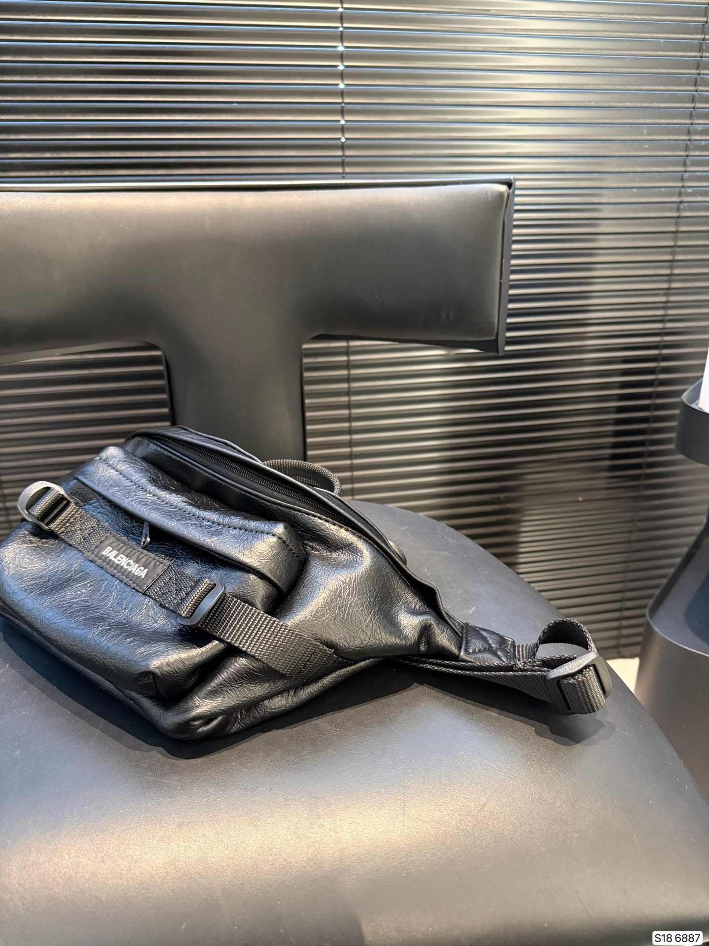 Balenciaga P125 ARMY 34 18 6887 Bag