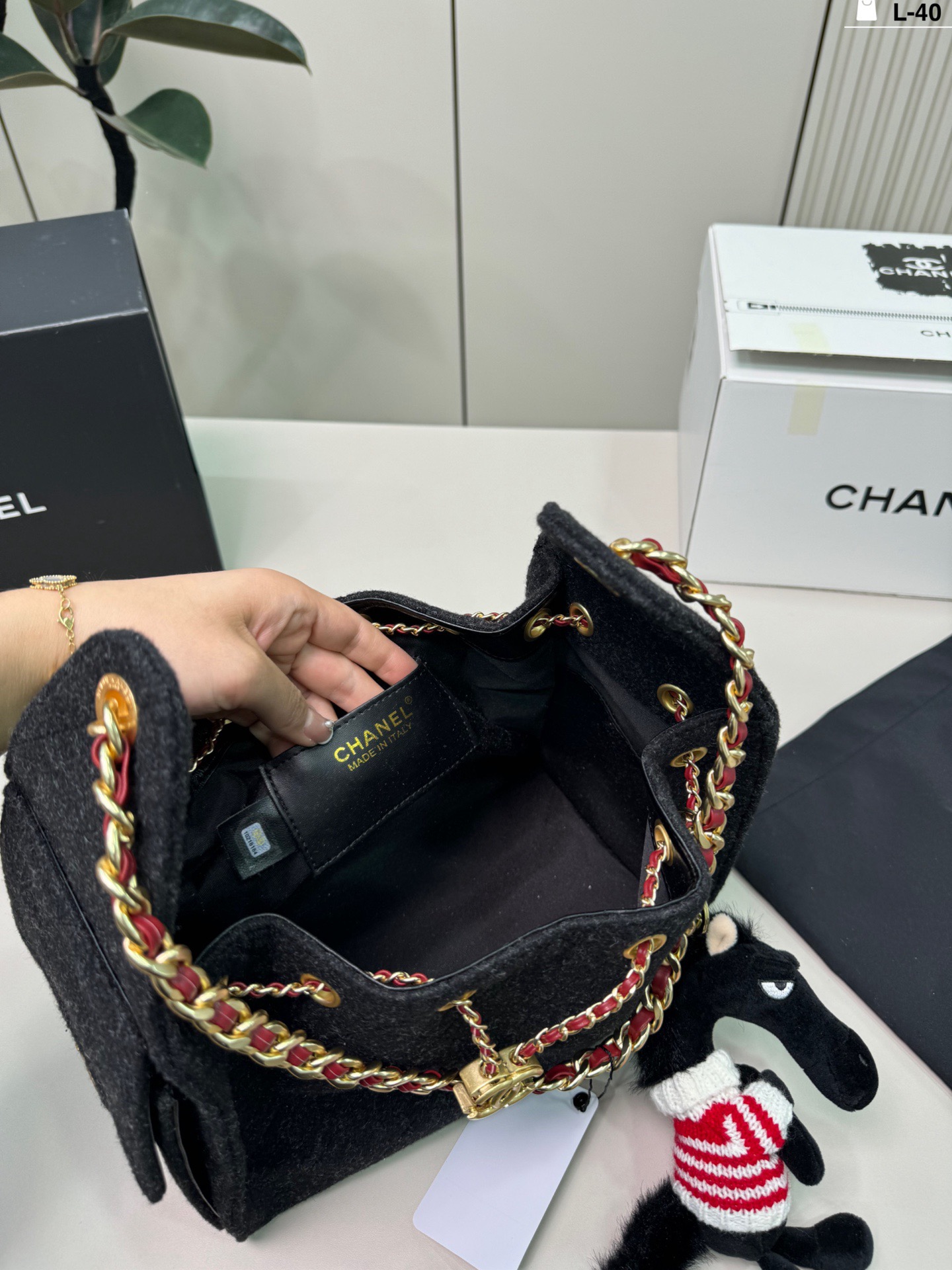 Chanel p235 L-40 26 20 hobo logo Bucket Bag