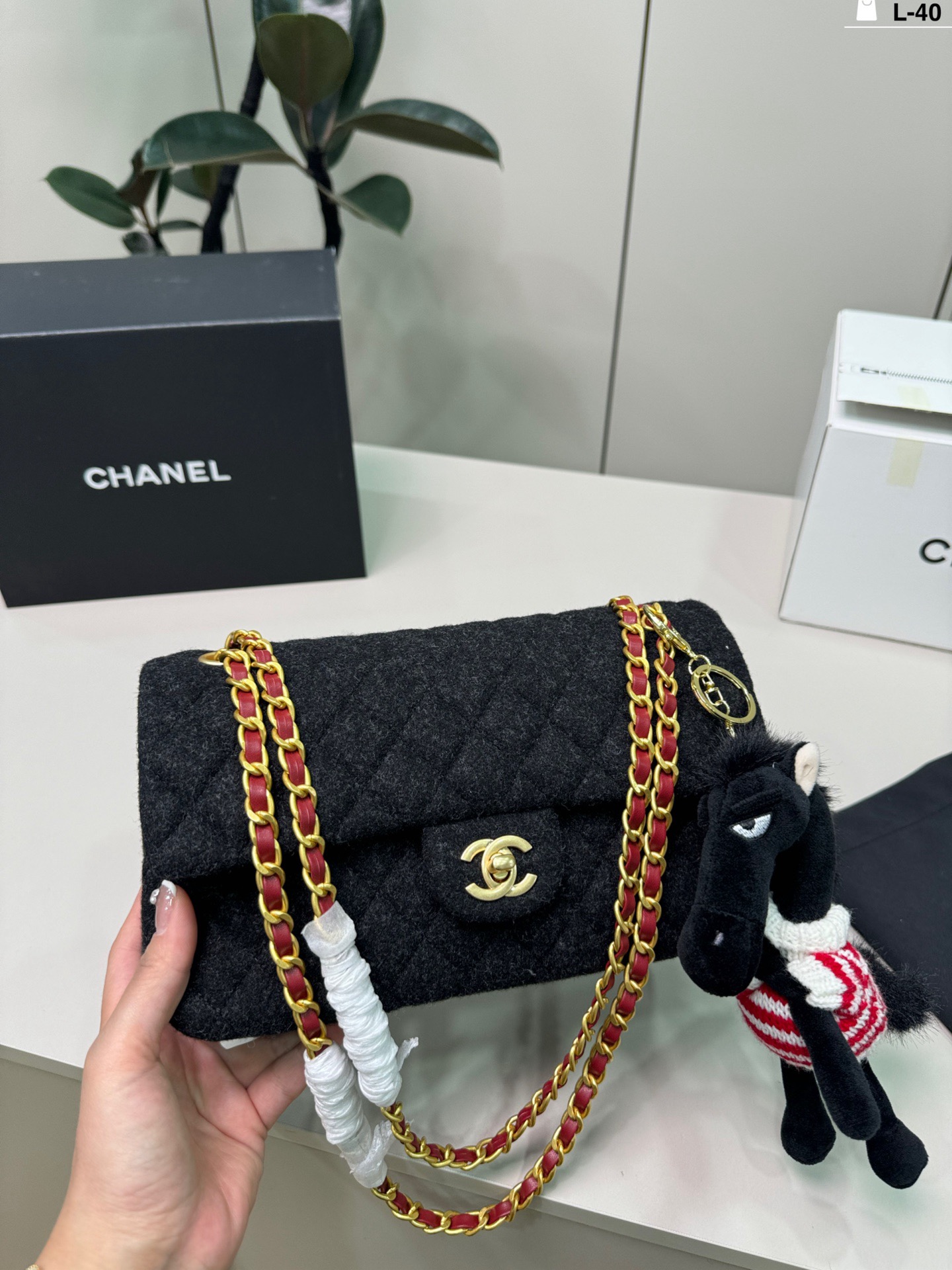 Chanel p170 L-40 25 12 CF Bag