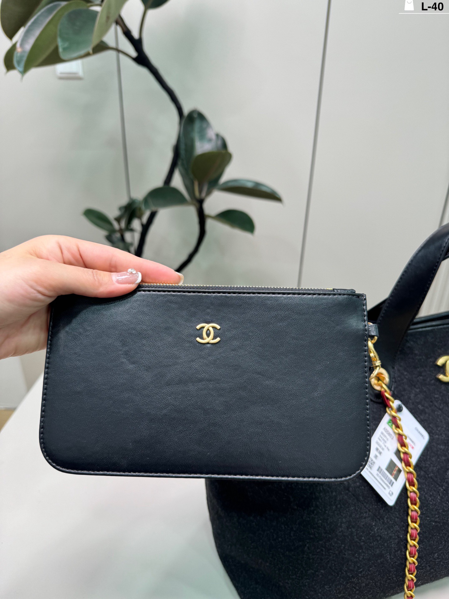 Chanel p205 L-40 45 32 Tote Bag
