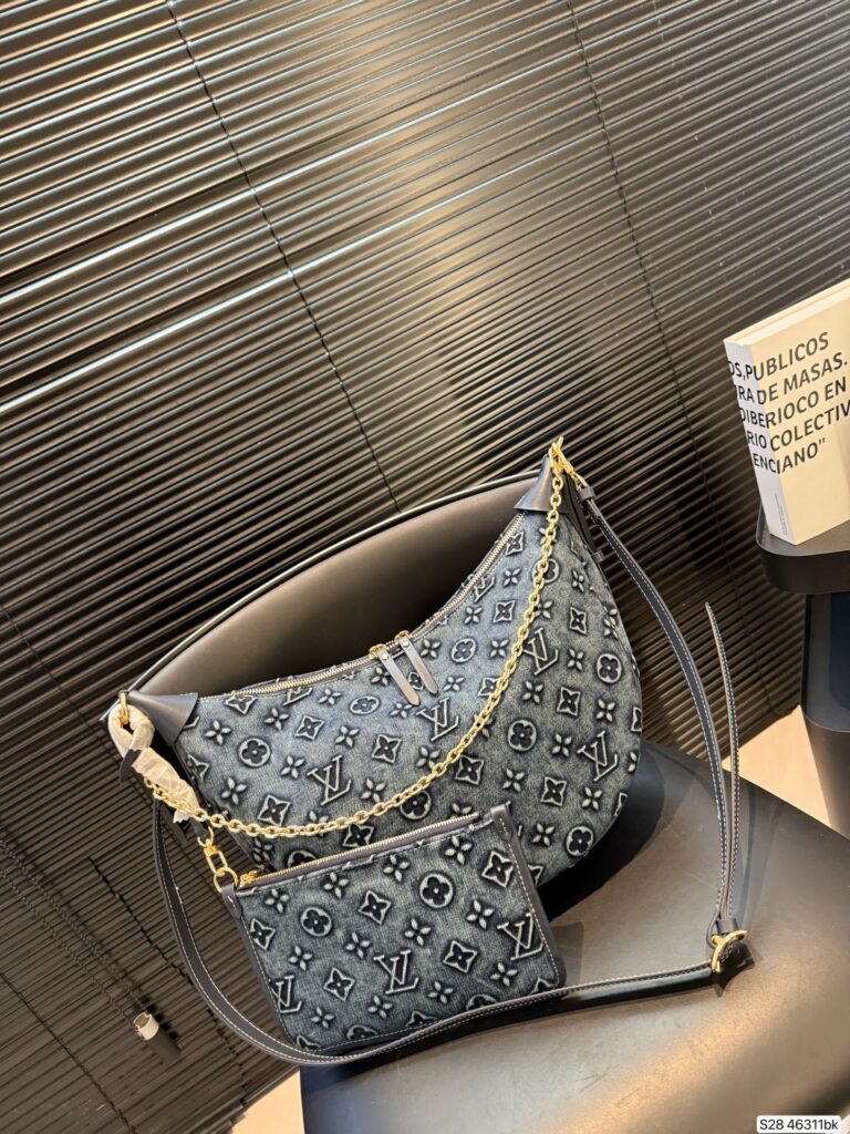Louis Vuitton Large Bag editorial product context 1