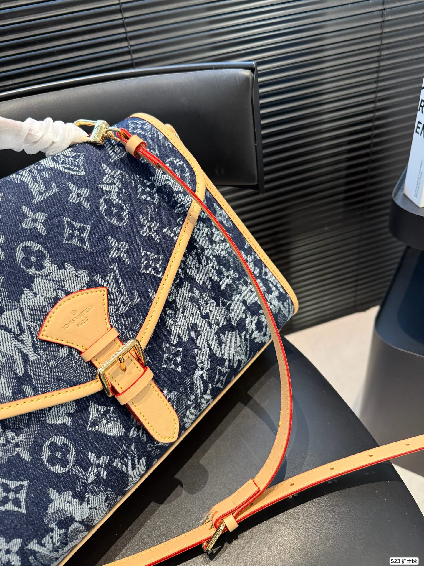 Louis Vuitton P150 38 26 Bag