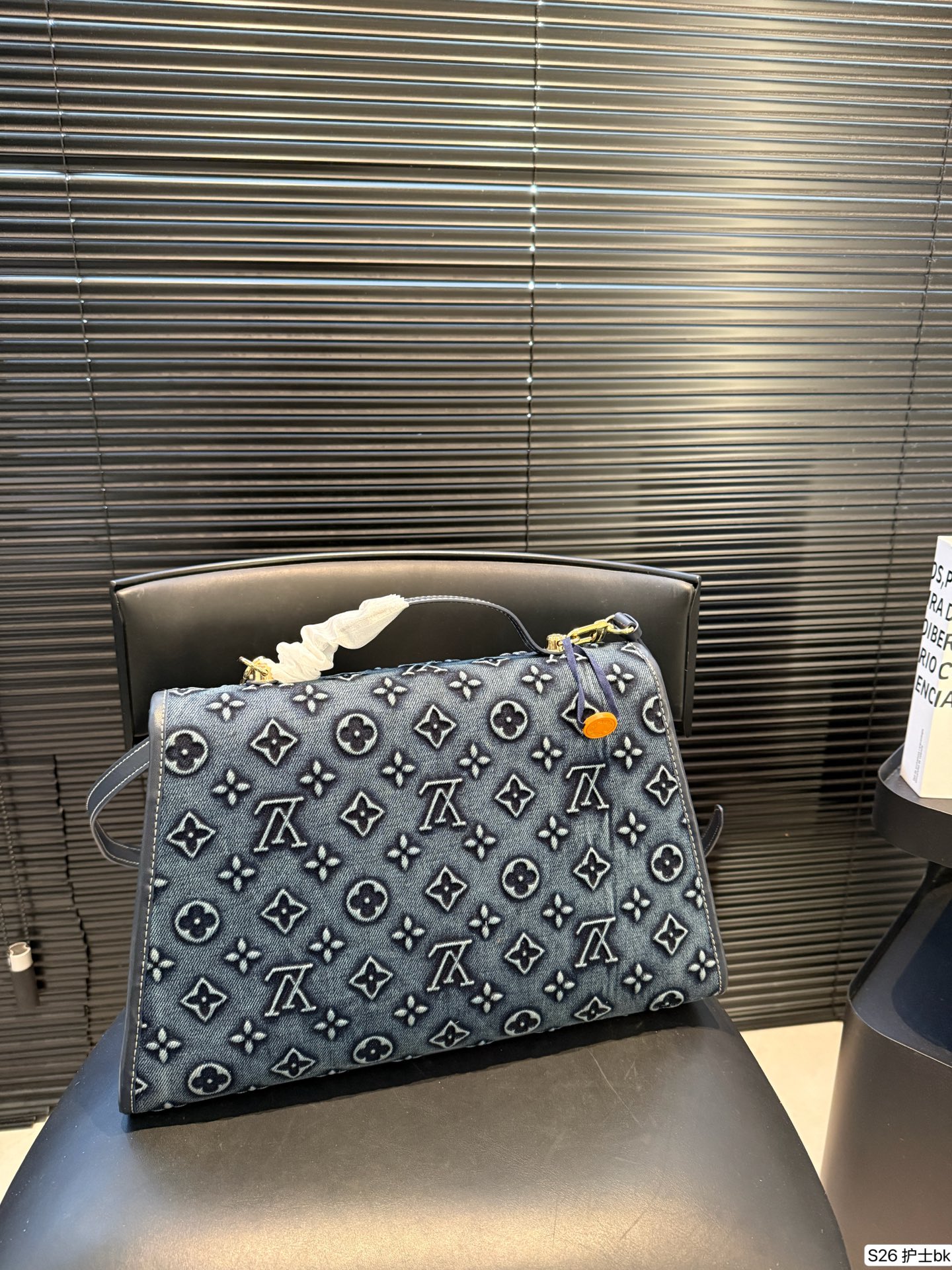 Louis Vuitton P165 38 26 Bag