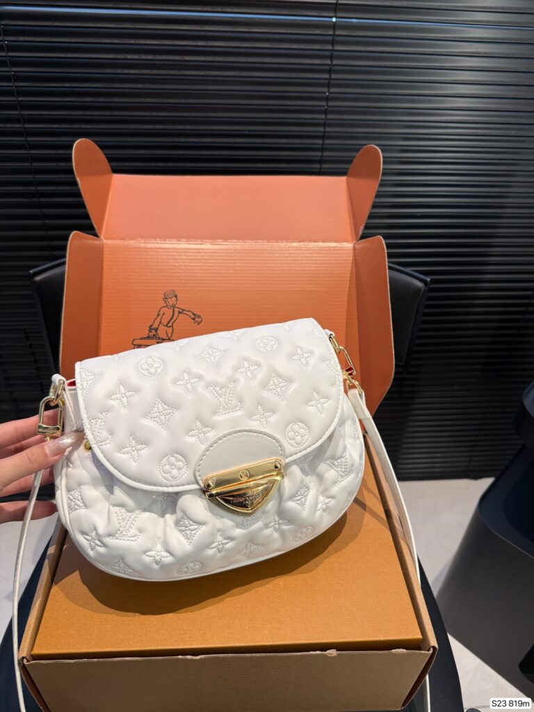 Louis Vuitton Sunset Crossbody Bag editorial product context 2