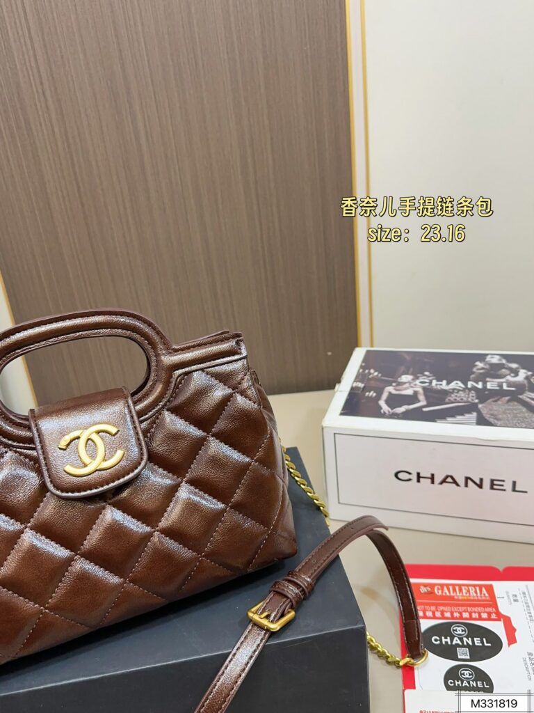Chanel 120 23 16 Bag editorial product context 3