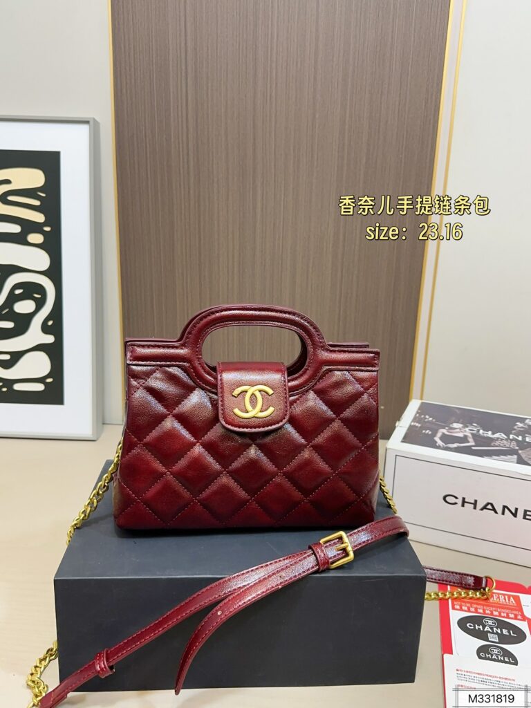 Chanel 120 23 16 Bag editorial product context 3