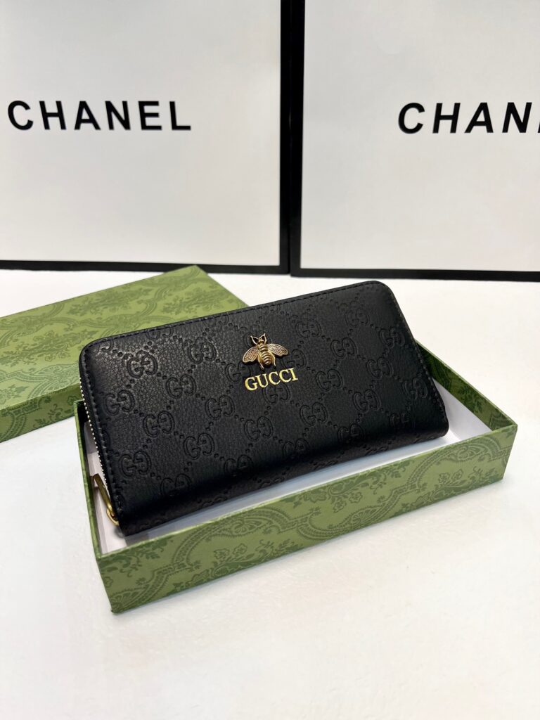 Designer Black Leather Clutch 21 x 11 cm editorial product context 1