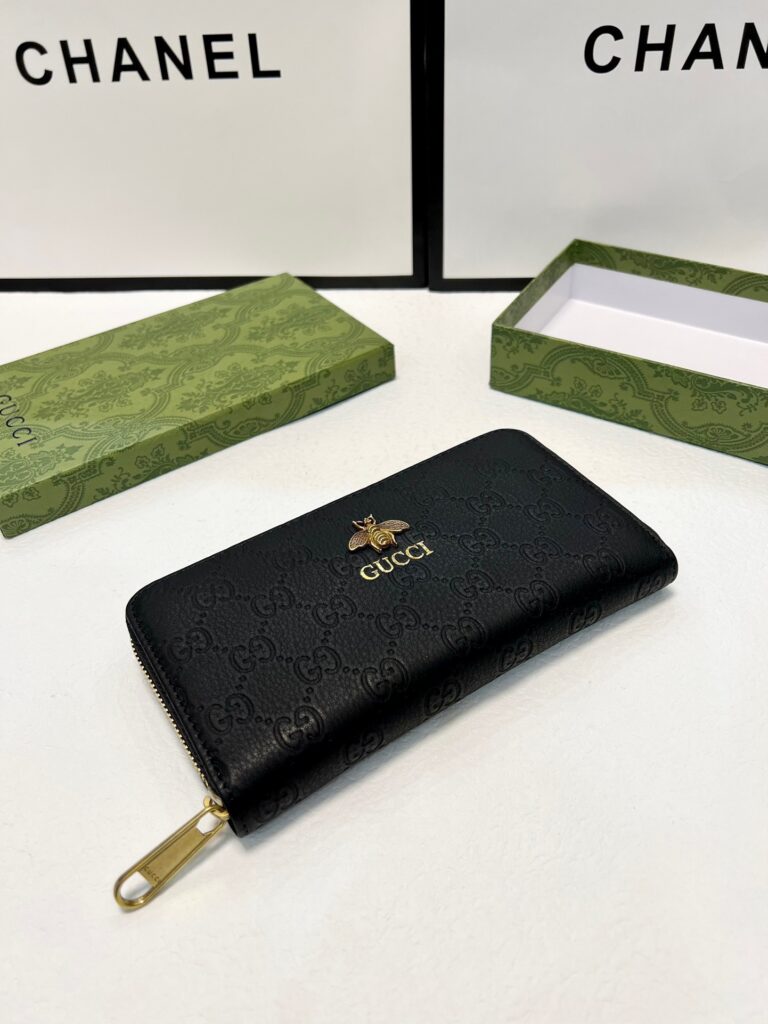 Designer Black Leather Clutch 21 x 11 cm editorial product context 3