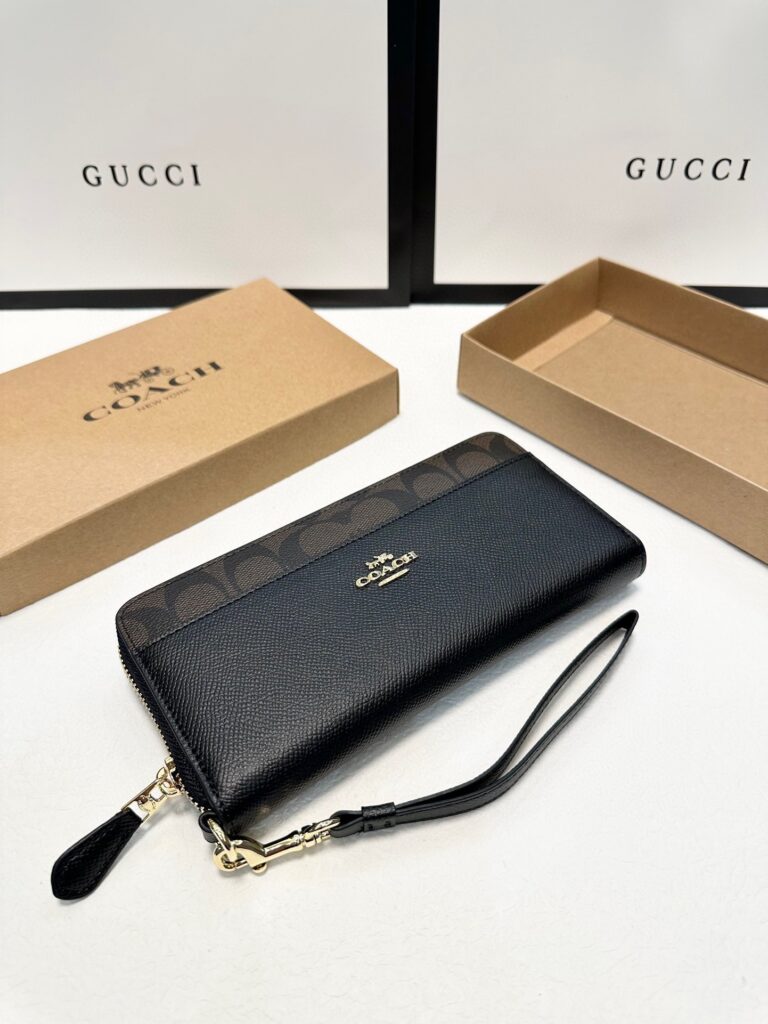 Designer 11 Material Black Calfskin Leather Bag editorial product context 1
