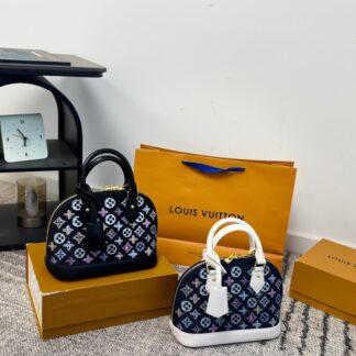 Louis Vuitton p155 25 17 Alma BB Bag