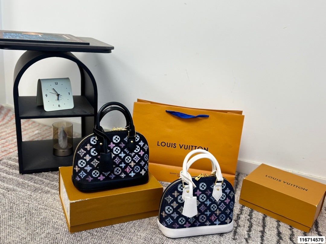 Louis Vuitton p155 25 17 Alma BB Bag