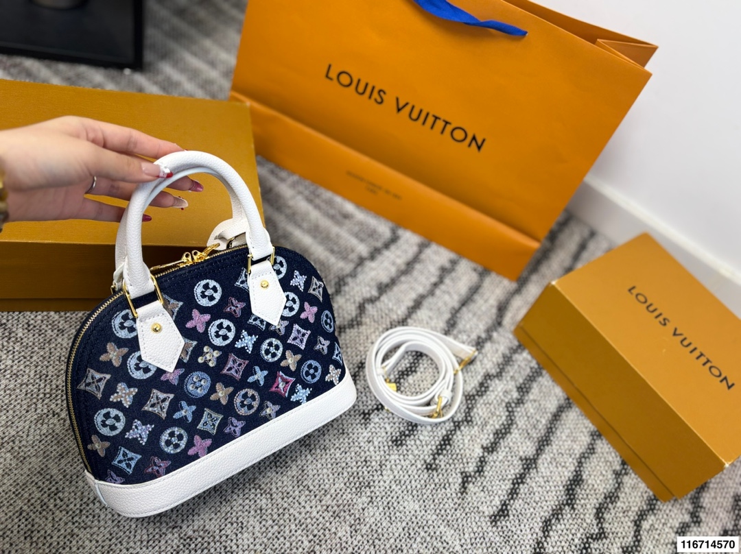 Louis Vuitton p155 25 17 Alma BB Bag