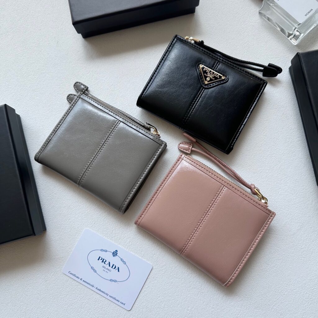 Prada Black Leather Wallet 11 x 10 cm editorial product context 2