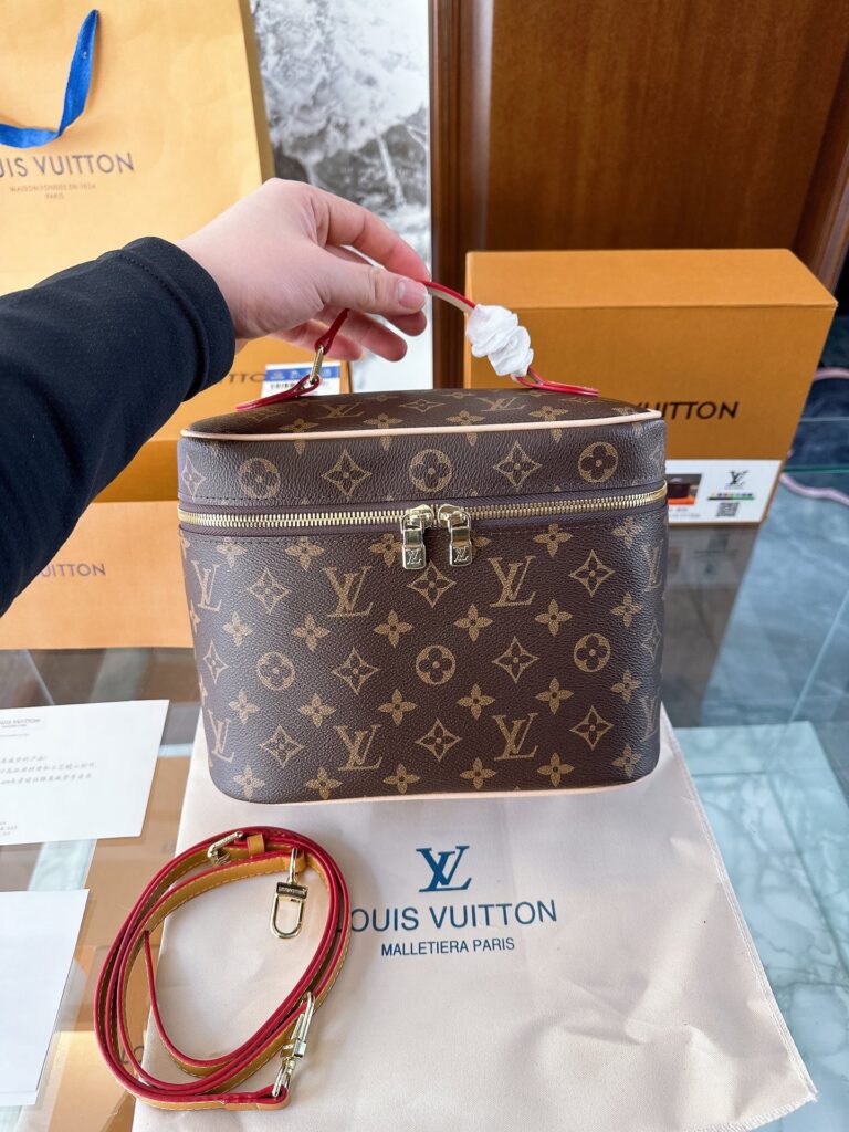 Louis Vuitton Case Ring Canvas Vanity Bag editorial product context 3