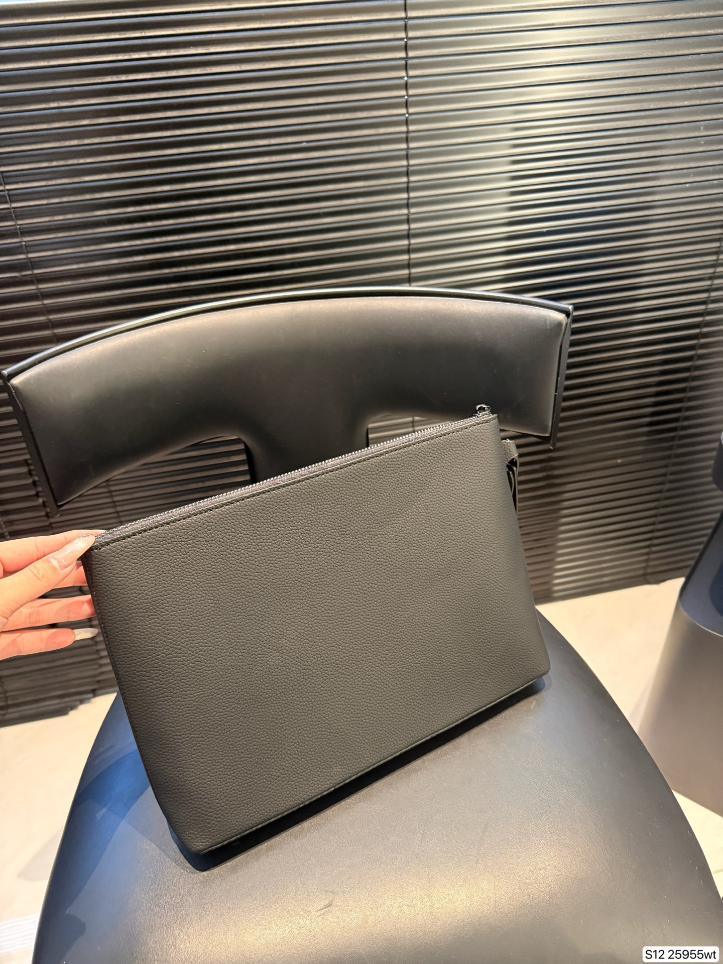 Louis Vuitton P95 30 22 Clutch
