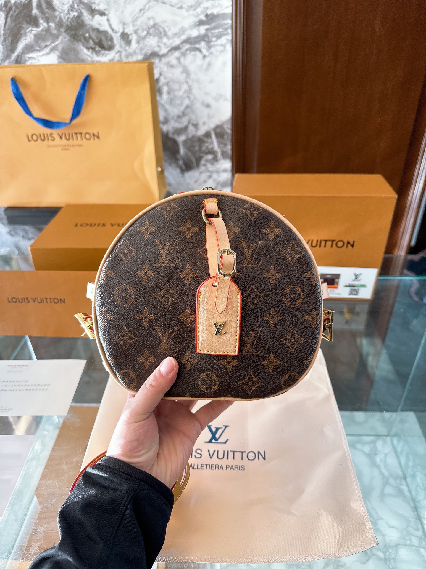 Louis Vuitton Boite Chapeau Crossbody Bag