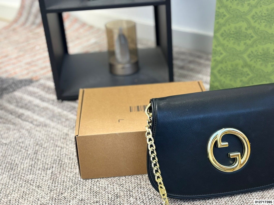 Gucci p140 Blondie logo 28 18 Bag