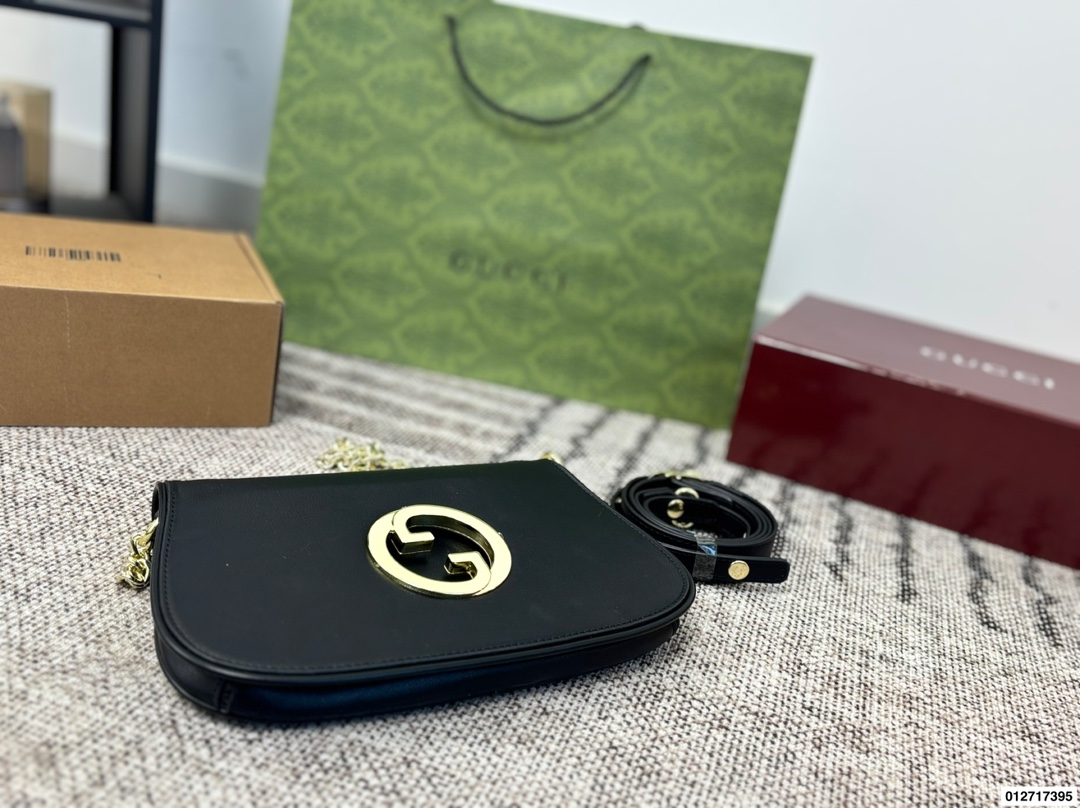 Gucci p140 Blondie logo 28 18 Bag