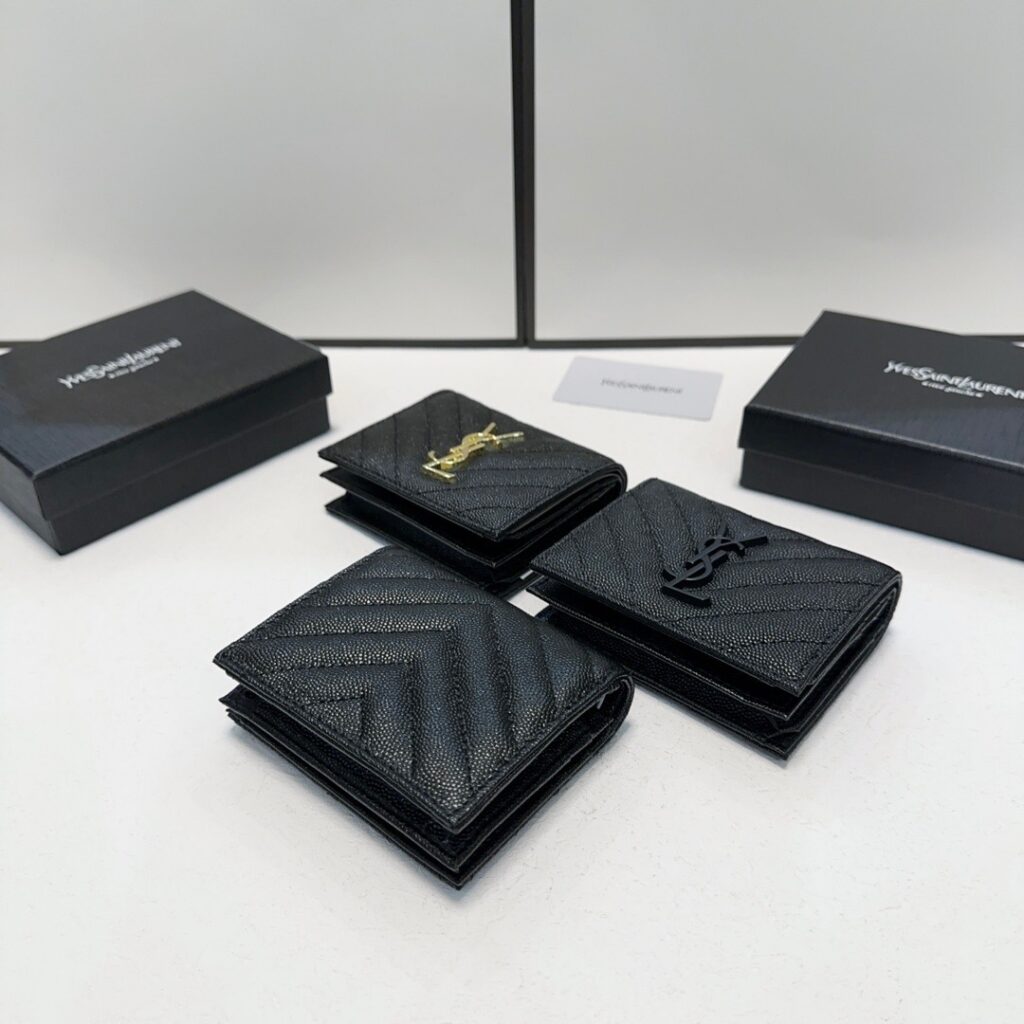 Saint Laurent X10x2 Black Leather Wallet 11 x 10 x 2 cm editorial product context 2