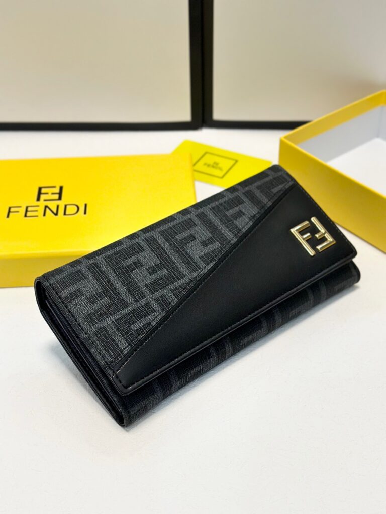 Fendi Black Leather Wallet 19 x 10 cm editorial product context 1