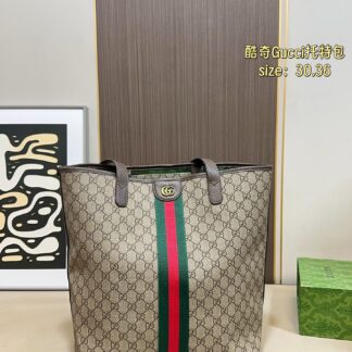 Gucci 110 30 36 Giglio Tote Bag