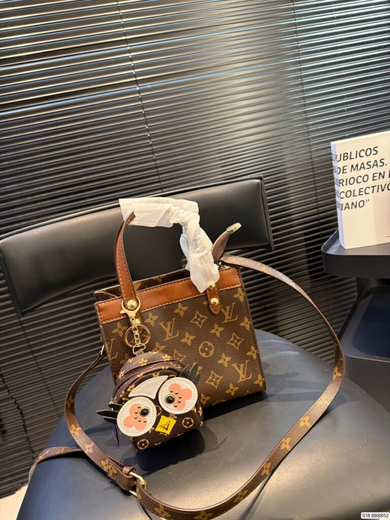 Louis Vuitton 18 Handbag editorial product context 1