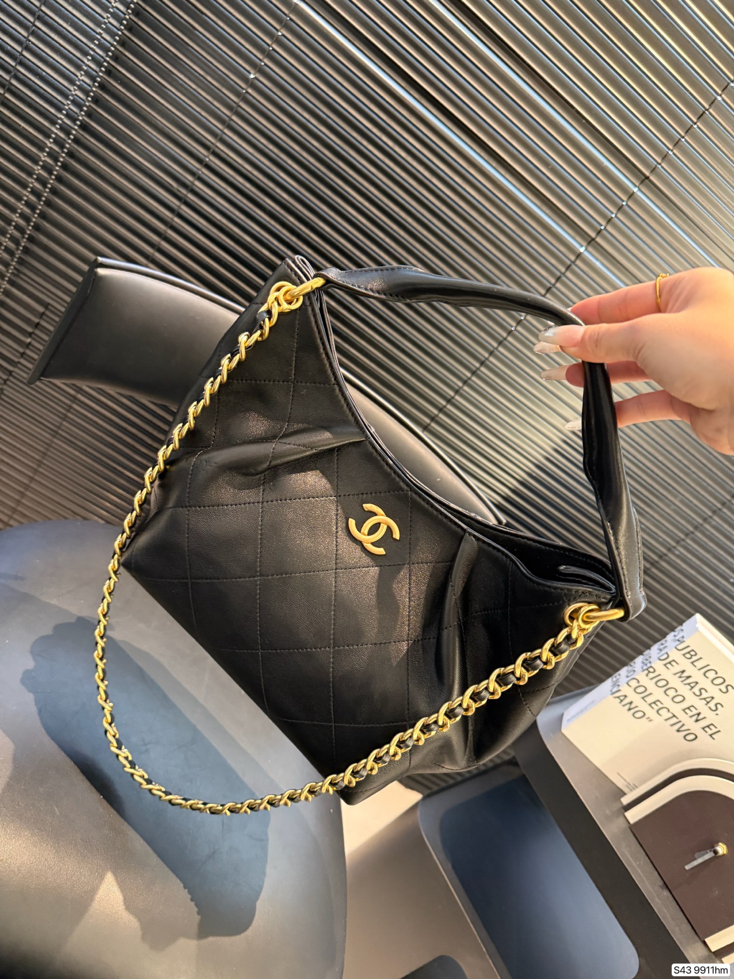 Chanel P250 CHANEL26c hobo 22 19 9911 Bag
