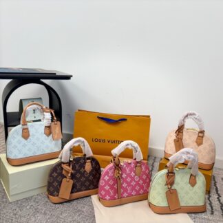 Louis Vuitton P135 24 17 Bag