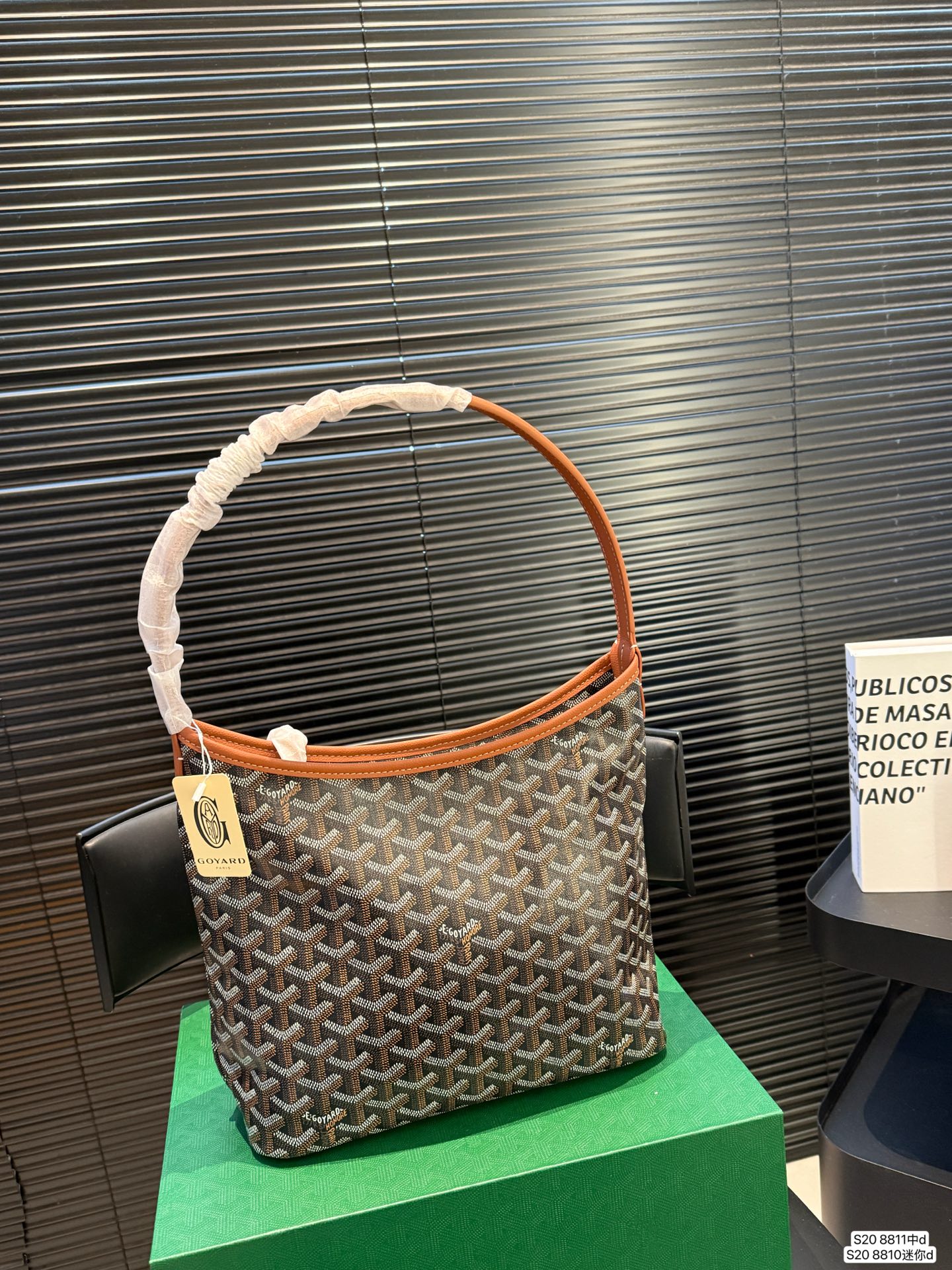 Luxury P135 26 21 22 16 8811 8810 Mini Tote Bag