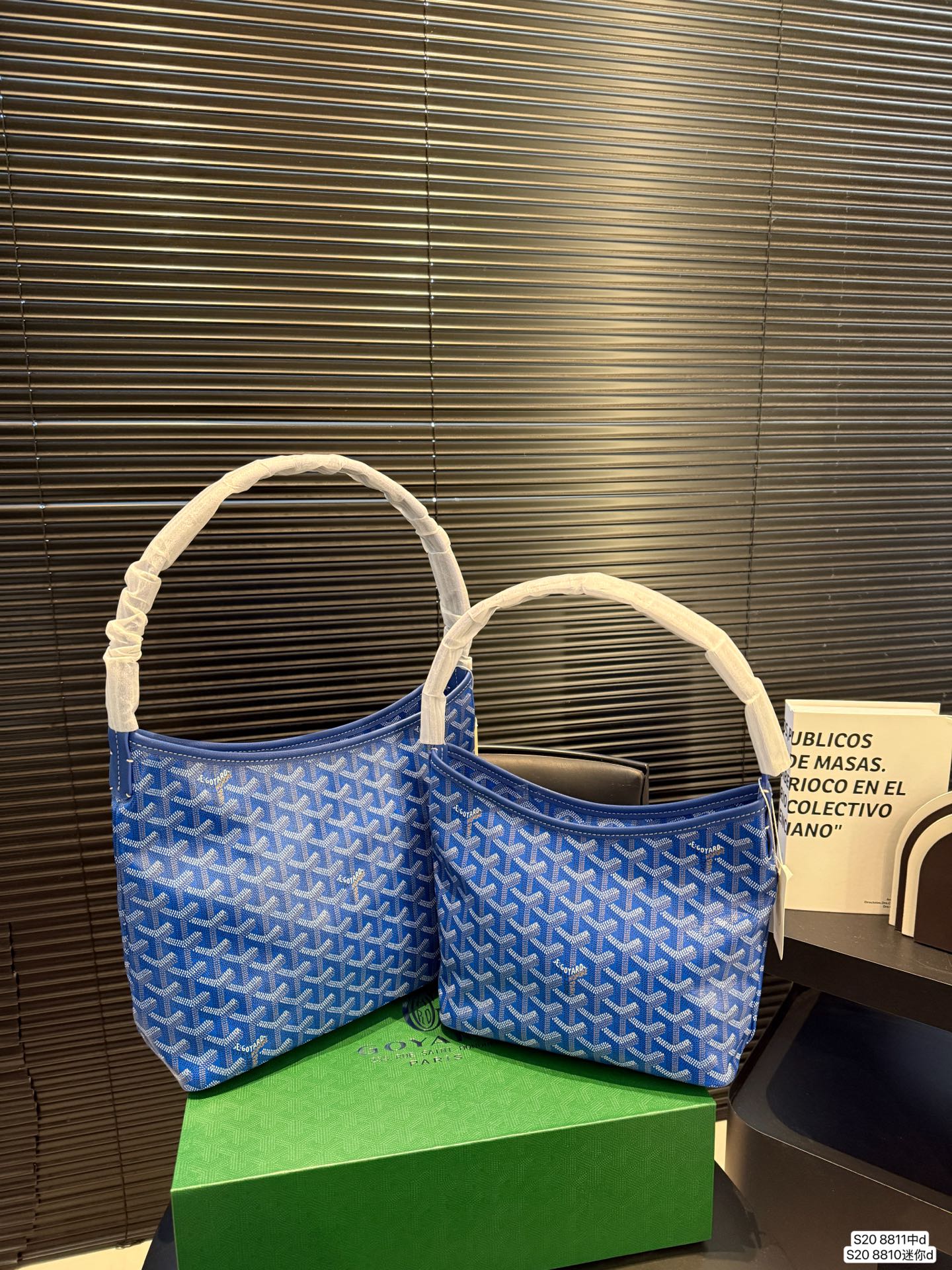 Luxury P135 26 21 22 16 8811 8810 Mini Tote Bag