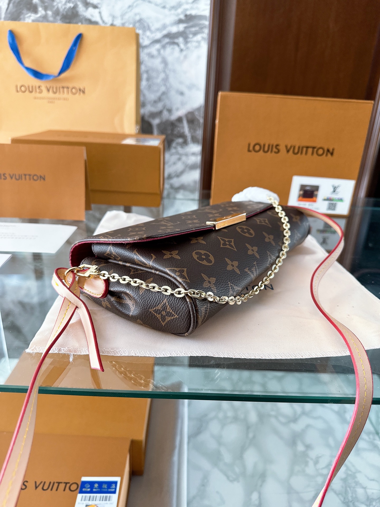 Louis Vuitton Monogram Shoulder Bag