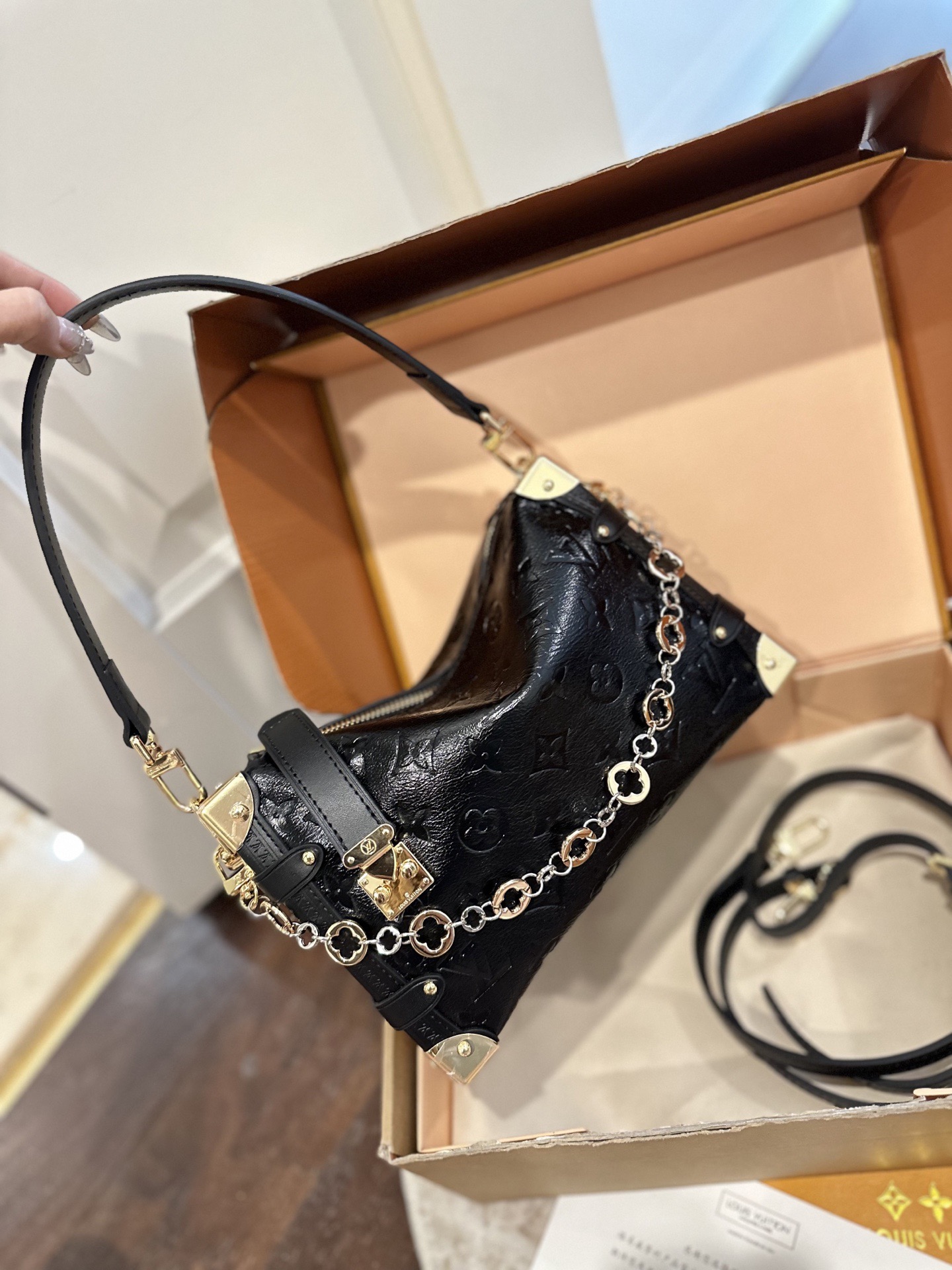 Louis Vuitton Shoulder Bag