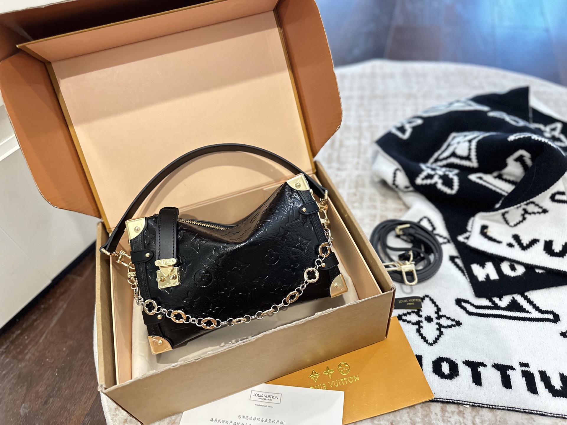 Louis Vuitton Shoulder Bag