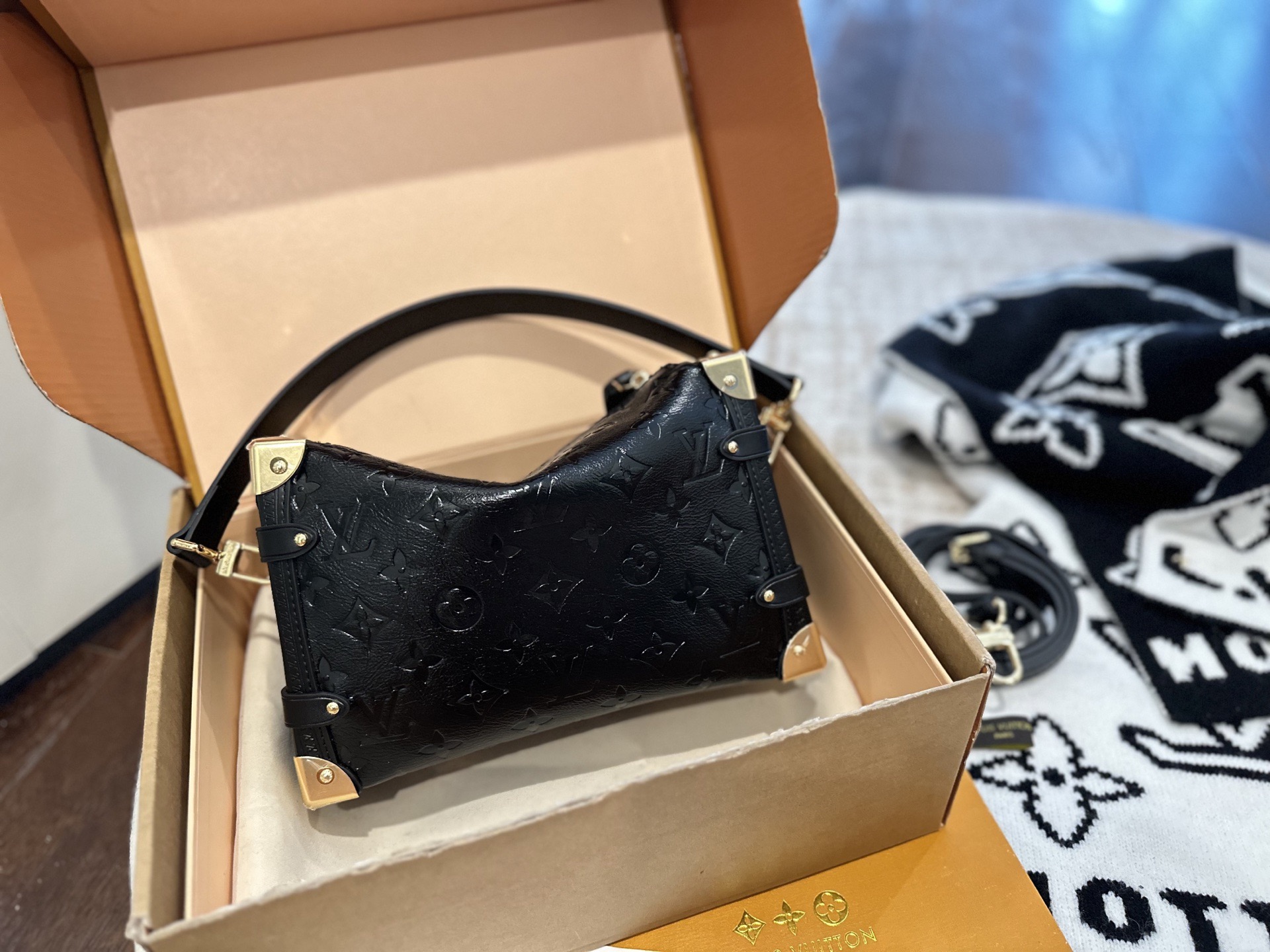 Louis Vuitton Shoulder Bag