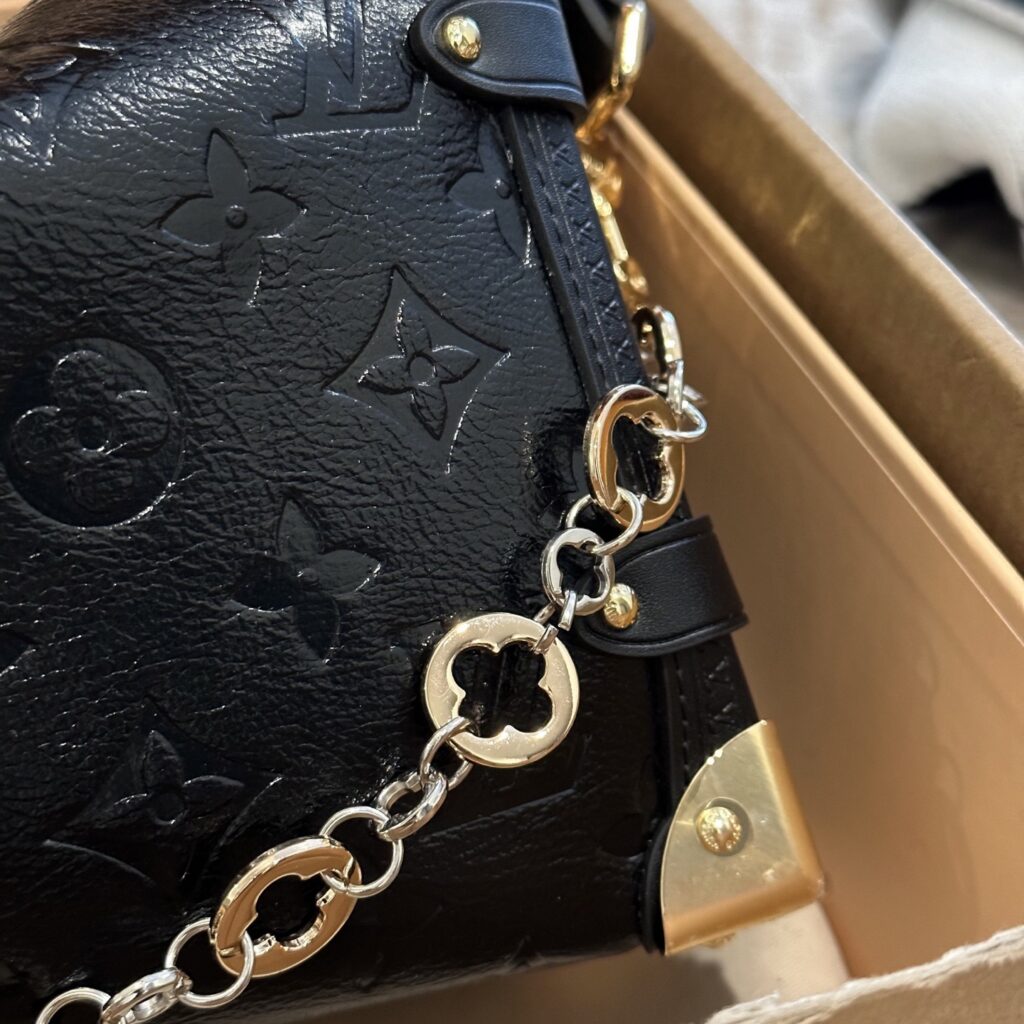 Louis Vuitton Black Leather Shoulder Bag editorial product context 3
