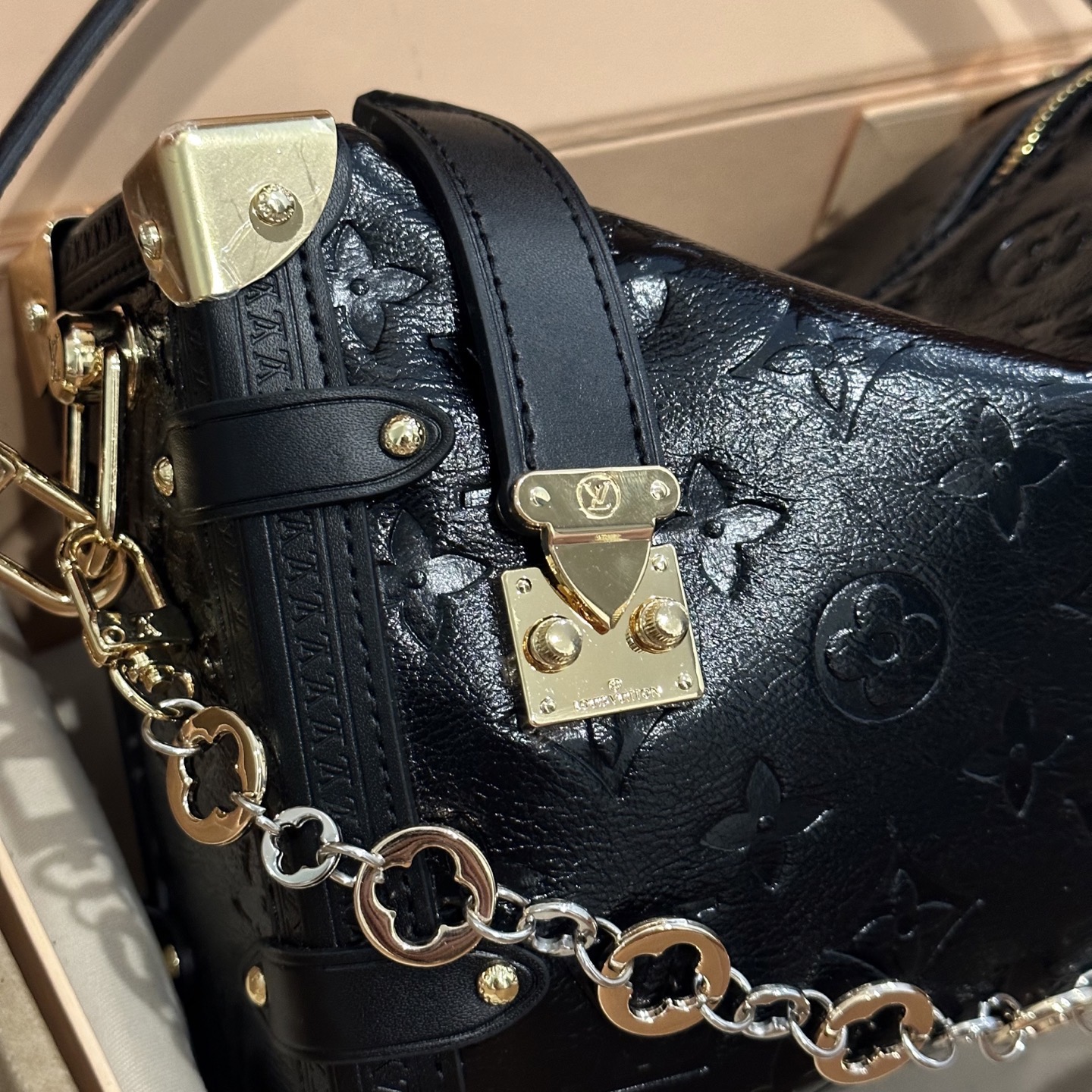 Louis Vuitton Shoulder Bag