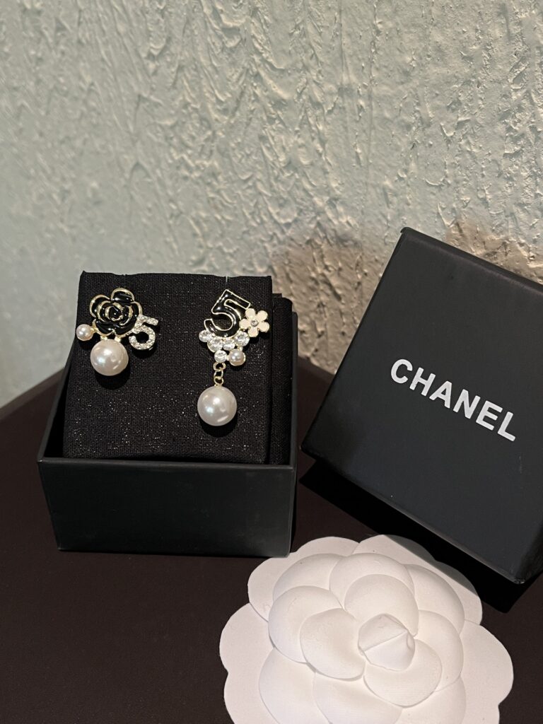 Designer A214 Ring editorial product context 3