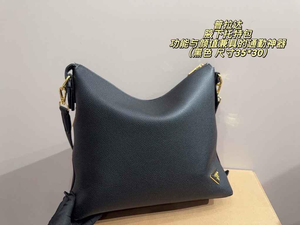Designer DK35 Bag editorial product context 2