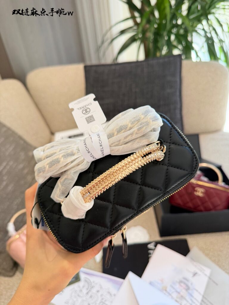 Chanel Case Ring Gold Leather Vanity Bag editorial product context 2