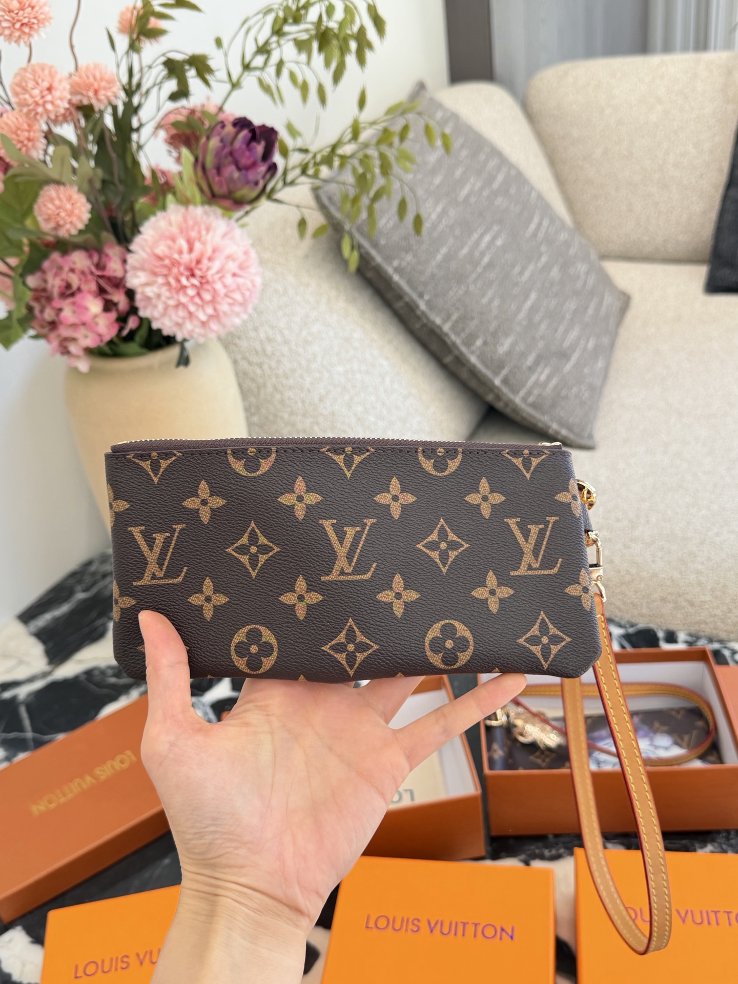 Louis Vuitton Leather Shoulder Bag