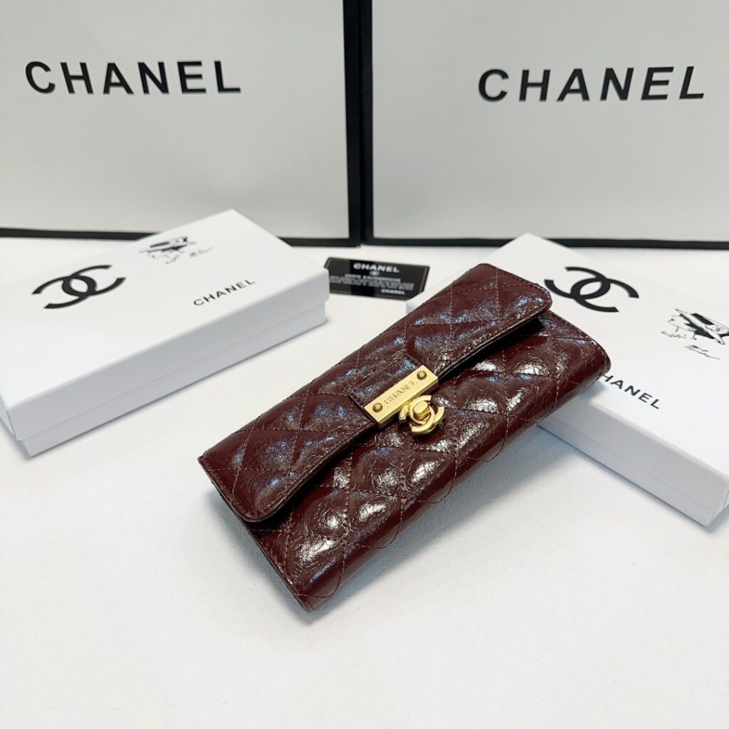 Chanel Each IS checked before dispatch Wallet editorial product context 3