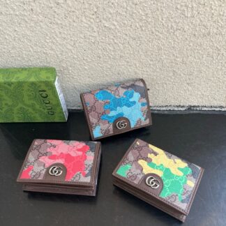 Gucci GG Supreme Wallet