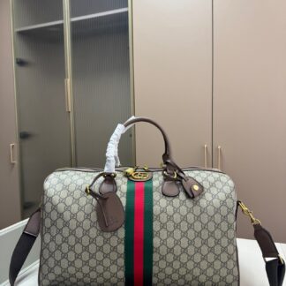 Gucci GG Supreme Duffle Travel IN Bag Medium