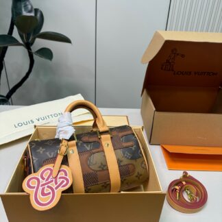 Louis Vuitton p150 D-391 25 14 LVxNigo Keepall Nigo Bag