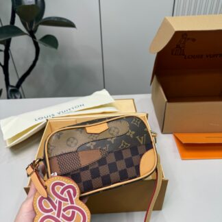 Louis Vuitton p140 D-391 20 12 Nigo Trocadro LV2025 Bag